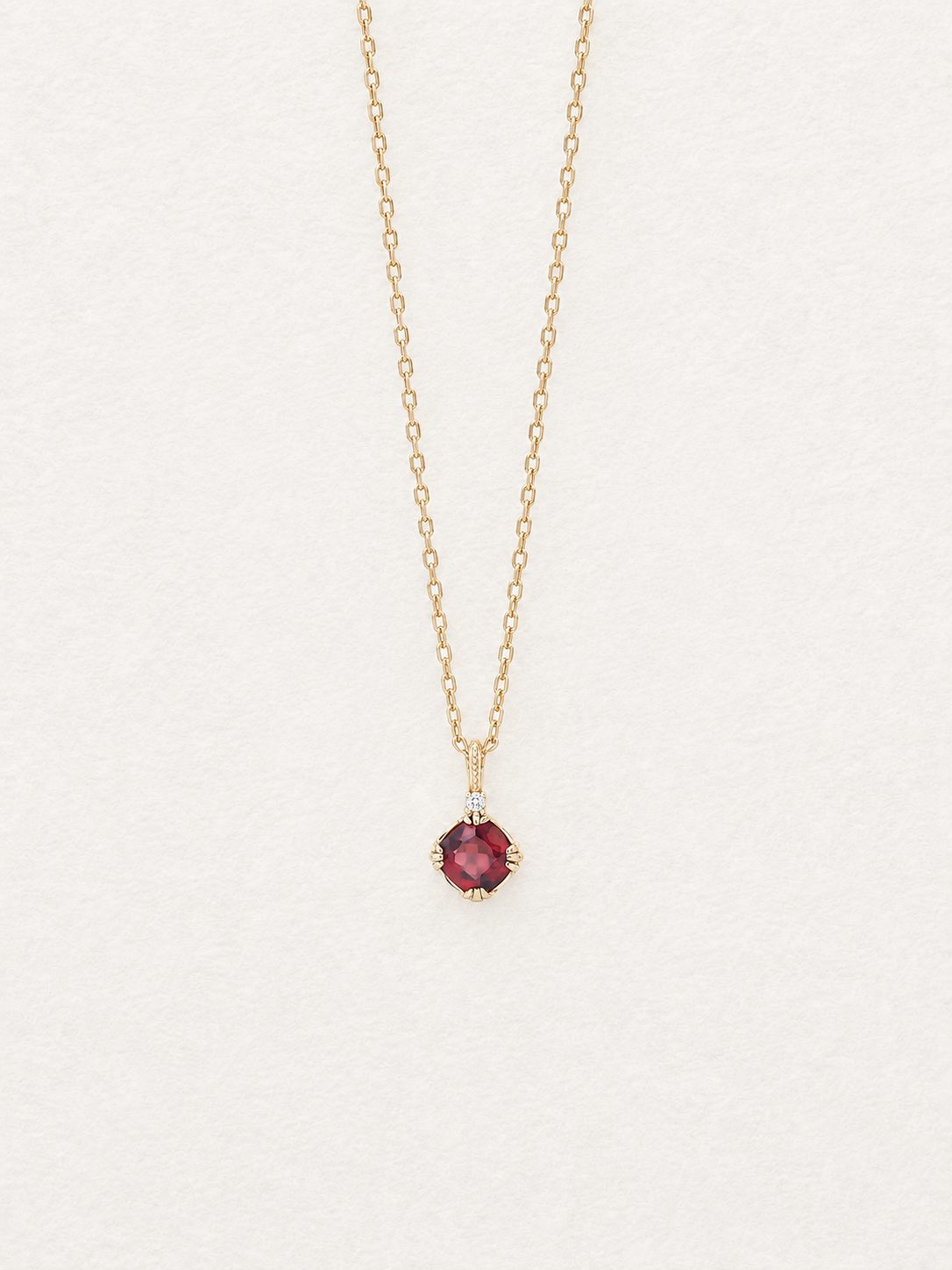 Collier à pendentif réversible en grenat