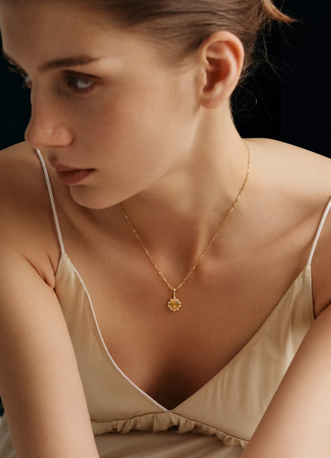 LUMERUNE Golden Sunflower Citrine Pendant — round citrine framed by sunflower petals