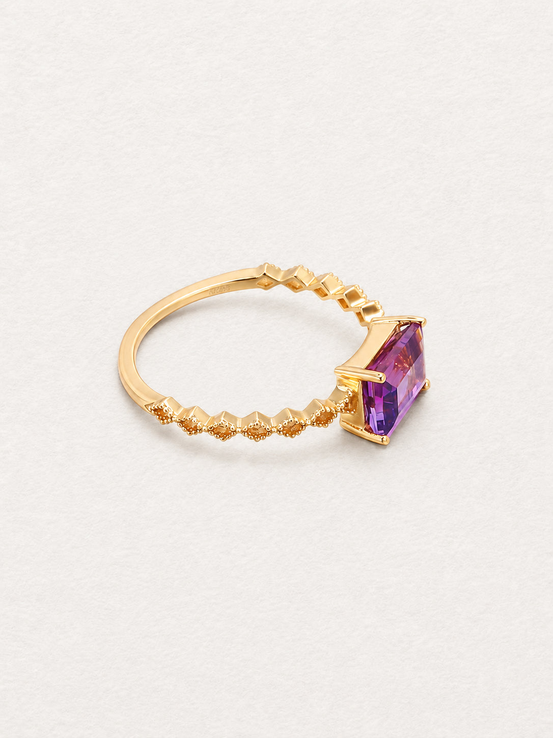 LUMERUNE Violet Amethyst Ring Princess-Cut — princess cut amethyst on a gold toned band