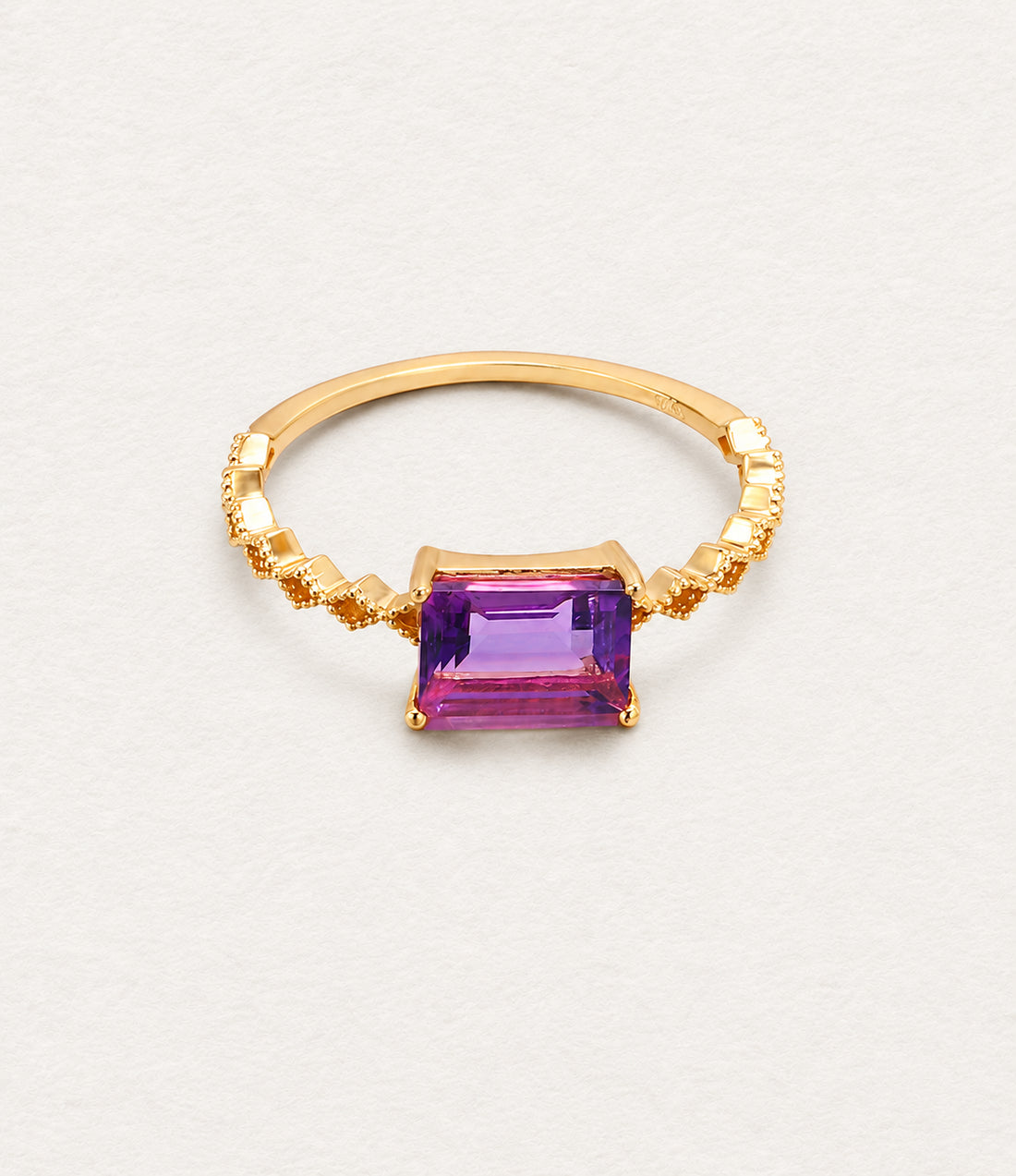 LUMERUNE Violet Amethyst Ring Princess-Cut — princess cut amethyst on a gold toned band