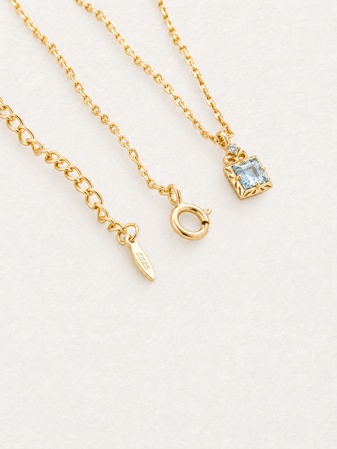 Collier en aigue-marine carrée