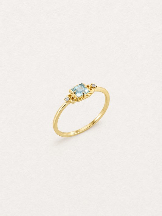 Bague en aigue-marine carrée