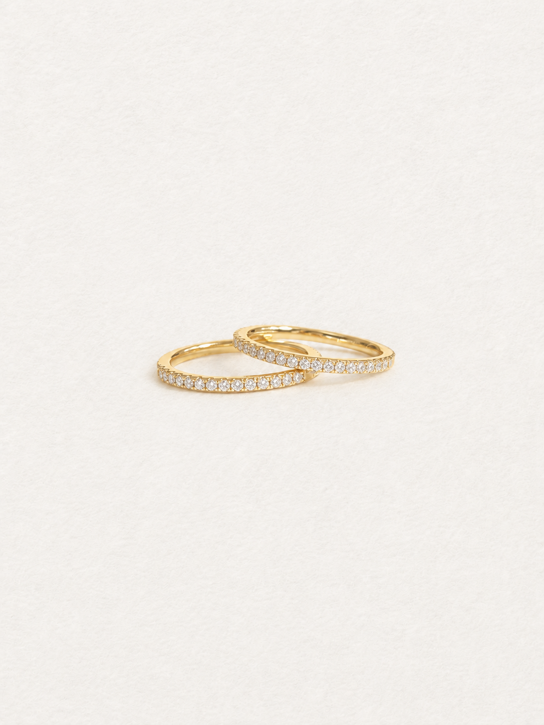 Starlight – Bague pavée de zircons blancs