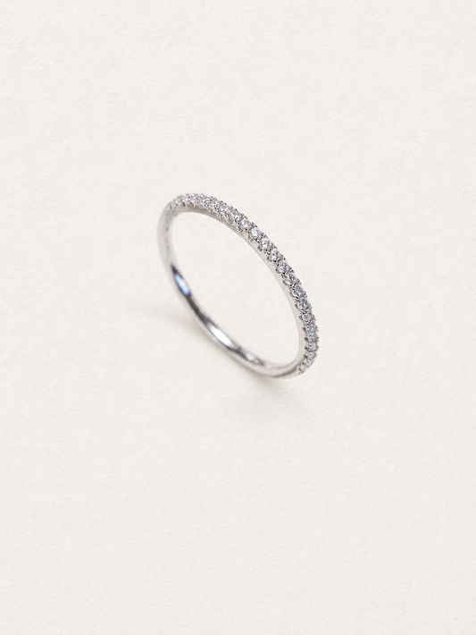 Starlight – Bague pavée de zircons blancs