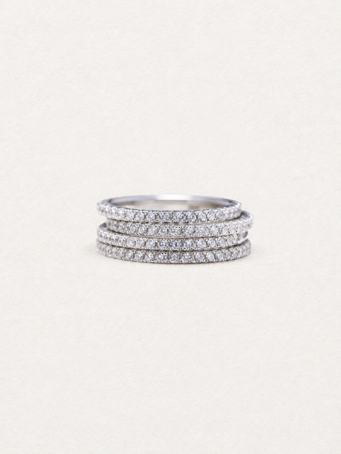 Starlight – Bague pavée de zircons blancs