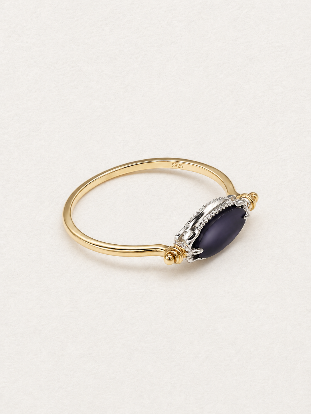 Reversible Iolite Ring