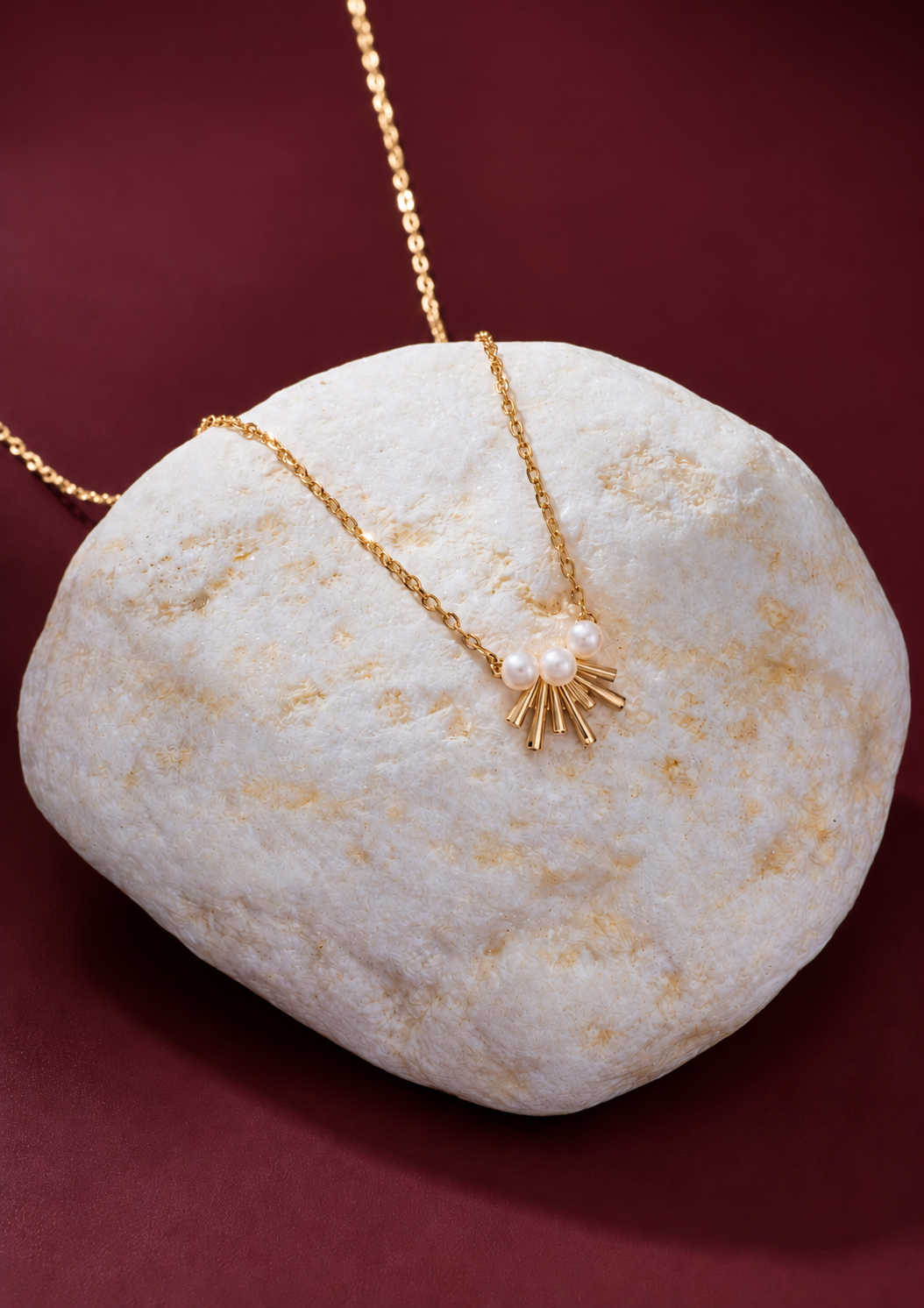 Bloom Pearl Necklace